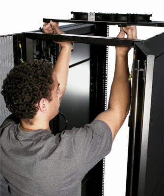 Netshelter SX Roof Fan Tray 208-230 VAC - ACF502